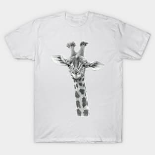 Cute young Giraffe G2012-053 T-Shirt